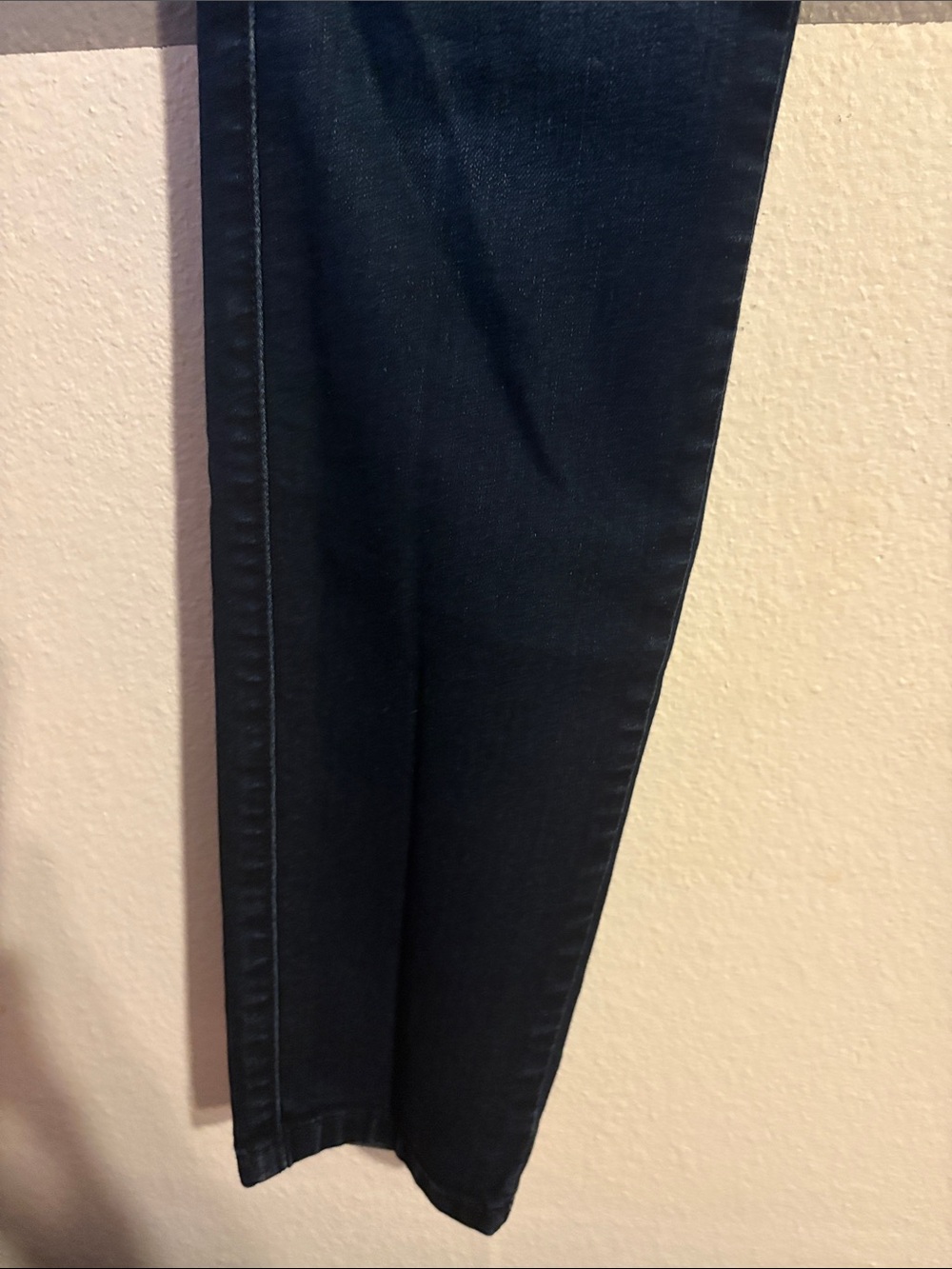 Guess Classic Dark Blue Women's Skinny Jeans - Picture 3 of 5